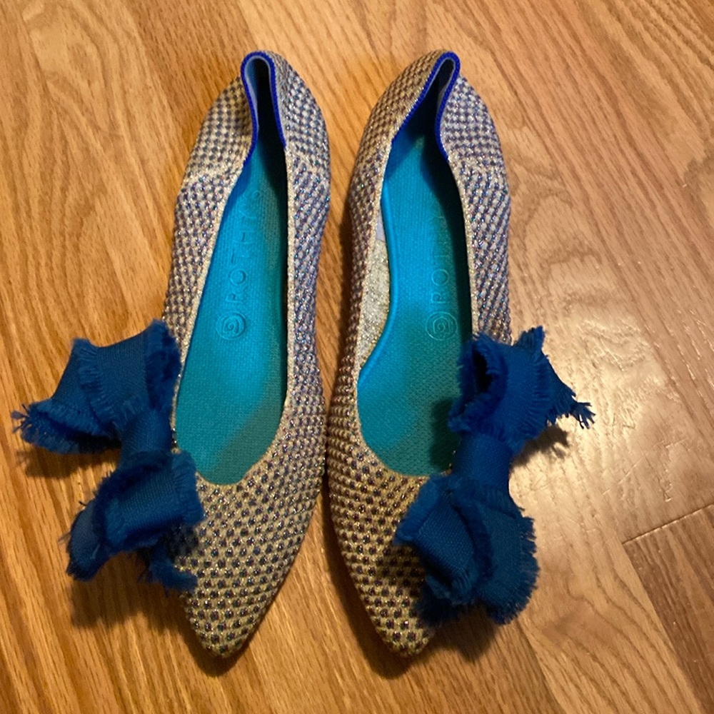 Rothys modified Mary Jane’s in size 9.5